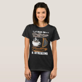 I run on Caffeine Plucking and Striking Harp T-Shirt (Vorne ganz)