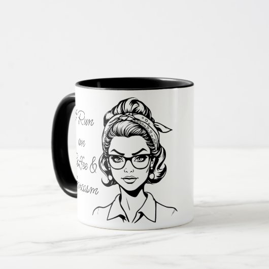 I Run on Coffee & Sarcasm | Funny Quote Tasse (Vorderseite Links)