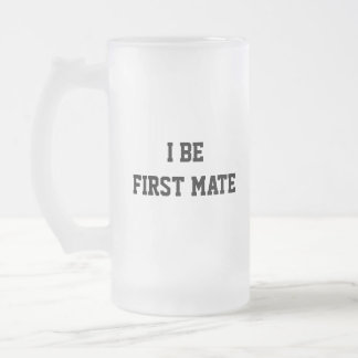 I seien Sie erster Kamerad. Schwarzweiss. Mattglas Bierglas