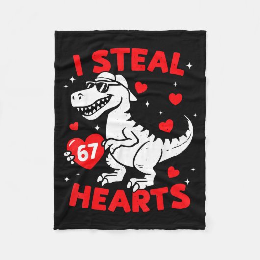 I Steal 67 Heart Dinosaur For Boys Girls Kids Vale Fleecedecke (Vorderseite)