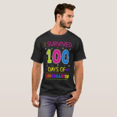 I Survived 100 Days Of Kindergarten Pre K Teacher  T-Shirt (Vorne ganz)