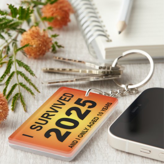 I Survived 2025 Schlüsselanhänger (Vorderseite rechts)