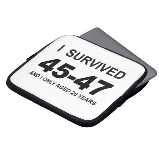 I Survived 45-47 Laptopschutzhülle (Vorne Oben)