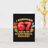 I Survived 67 Days Of Cafeteria Chaos 67 Meme Lunc Karte (Gelbe Blume)