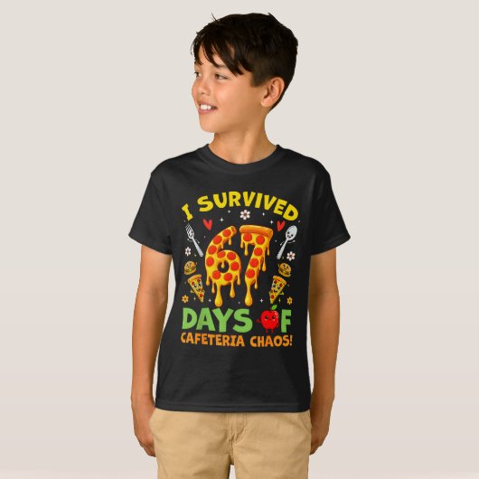I Survived 67 Days Of Cafeteria Chaos Funny Boy Gi T-Shirt (Vorne ganz)
