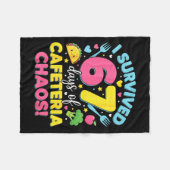 I Survived 67 Days Of Cafeteria Chaos Meme Fleecedecke (Vorderseite (Horizontal))