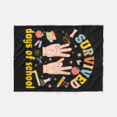 I Survived 67 Days Of School American Sign Languag Fleecedecke (Vorderseite (Horizontal))
