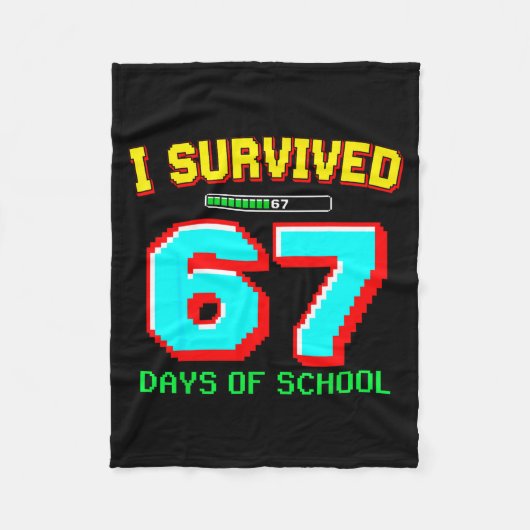 I Survived 67 Days Of School Boys Six Seven Meme G Fleecedecke (Vorderseite)