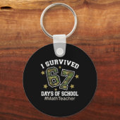 I Survived 67 Days Of School Camo 6 7 Meme Math Te Schlüsselanhänger (Vorderseite)