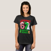 I Survived 67 Days Of School Christmas Candy Cane  T-Shirt (Vorne ganz)