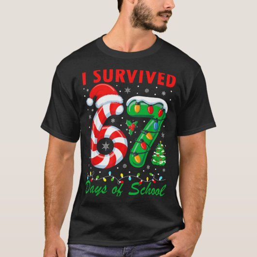 I Survived 67 Days Of School Christmas Candy Cane T-Shirt (Vorderseite)