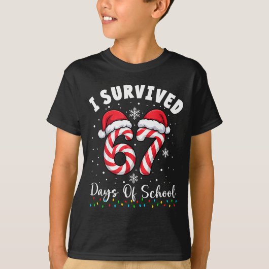 I Survived 67 Days Of School Christmas Candy Cane  T-Shirt (Vorderseite)