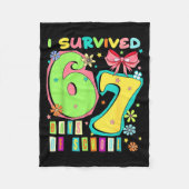 I Survived 67 Days Of School Coquette Bow Teachers Fleecedecke (Vorderseite)