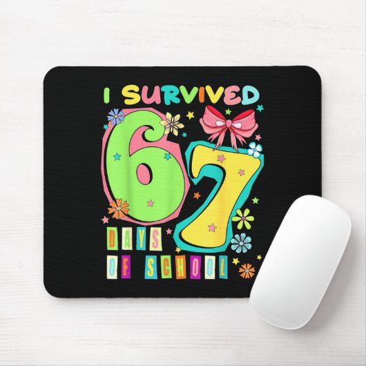 I Survived 67 Days Of School Coquette Bow Teachers Mousepad (Mit Mouse)