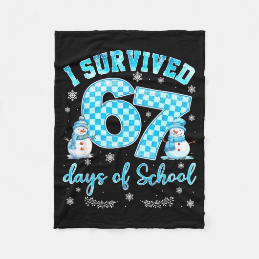 I Survived 67 Days Of School Funny 67 Meme Christm Fleecedecke (Vorderseite)