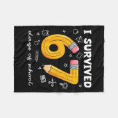 I Survived 67 Days Of School Funny 67 Meme Teacher Fleecedecke (Vorderseite (Horizontal))