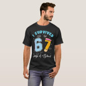 I Survived 67 Days Of School Funny 67 Meme Teacher T-Shirt (Vorne ganz)