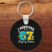 I Survived 67 Days Of School Funny 67 Teachers Stu Schlüsselanhänger (Vorderseite)
