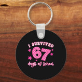 I Survived 67 Days Of School Funny 67 Teachers Stu Schlüsselanhänger (Vorderseite)