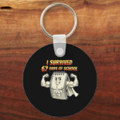 I Survived 67 Days Of School Funny 67 Teachers Stu Schlüsselanhänger (Vorderseite)
