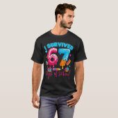 I Survived 67 Days Of School Funny 67 Teachers Stu T-Shirt (Vorne ganz)