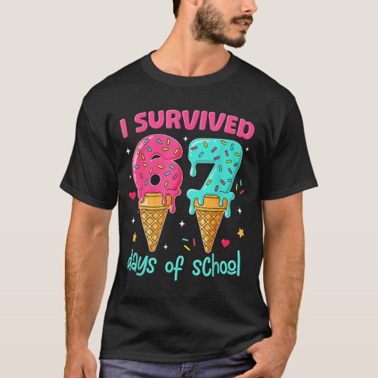 I Survived 67 Days Of School Funny 67 Teachers Stu T-Shirt (Vorderseite)