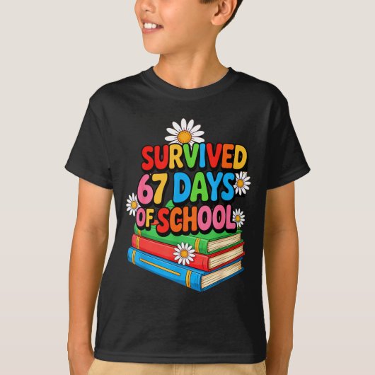 I Survived 67 Days Of School Funny 67 Teachers Stu T-Shirt (Vorderseite)
