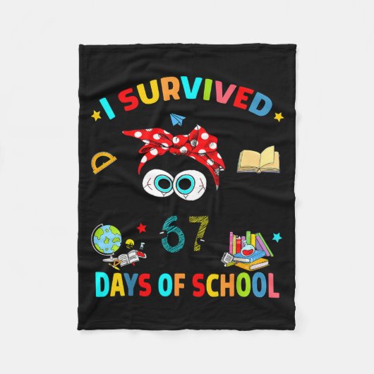 I Survived 67 Days Of School Funny Black Cat Six S Fleecedecke (Vorderseite)