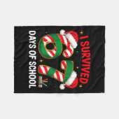 I Survived 67 Days Of School Funny Gen Christmas  Fleecedecke (Vorderseite (Horizontal))
