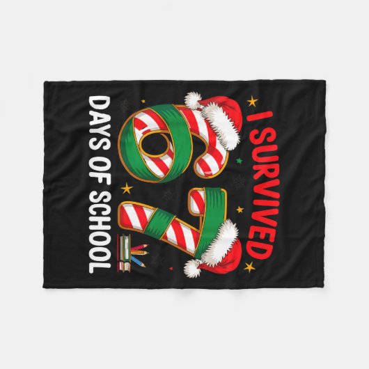 I Survived 67 Days Of School Funny Gen Christmas Fleecedecke (Vorderseite (Horizontal))