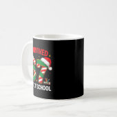 I Survived 67 Days Of School Funny Gen Christmas Kaffeetasse (Vorderseite Links)