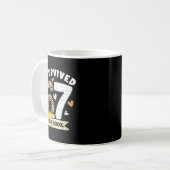 I Survived 67 Days Of School Funny Leopard Student Kaffeetasse (Vorderseite Links)