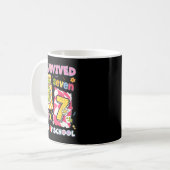 I Survived 67 Days Of School Funny Meme Boy Girl T Kaffeetasse (Vorderseite Links)