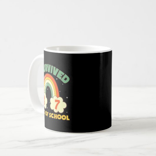 I Survived 67 Days Of School Funny Meme Student Te Kaffeetasse (Vorderseite Links)