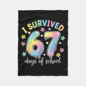 I Survived 67 Days Of School Funny Meme Teacher St Fleecedecke (Vorderseite)