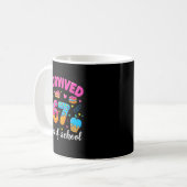 I Survived 67 Days Of School Funny Meme Teacher St Kaffeetasse (Vorderseite Links)