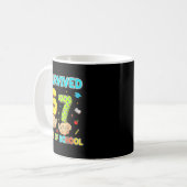 I Survived 67 Days Of School Funny Meme Teacher St Kaffeetasse (Vorderseite Links)