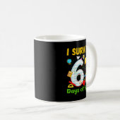 I Survived 67 Days Of School Funny Meme Teacher St Kaffeetasse (VorderseiteRechts)