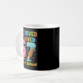 I Survived 67 Days Of School Funny Meme Teacher St Kaffeetasse (Vorderseite Links)