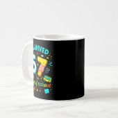 I Survived 67 Days Of School Funny Meme Teacher St Kaffeetasse (Vorderseite Links)