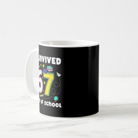 I Survived 67 Days Of School Funny Meme Teacher St Kaffeetasse (Vorderseite Links)