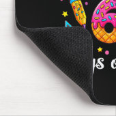 I Survived 67 Days Of School Funny Meme Teacher St Mousepad (Ecke)