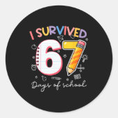 I Survived 67 Days Of School Funny Meme Teacher St Runder Aufkleber (Vorderseite)