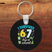 I Survived 67 Days Of School Funny Meme Teacher St Schlüsselanhänger (Vorderseite)