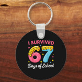 I Survived 67 Days Of School Funny Meme Teacher St Schlüsselanhänger (Vorderseite)