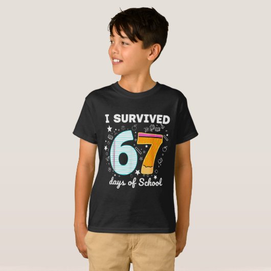 I Survived 67 Days Of School Funny Meme Teacher St T-Shirt (Vorne ganz)