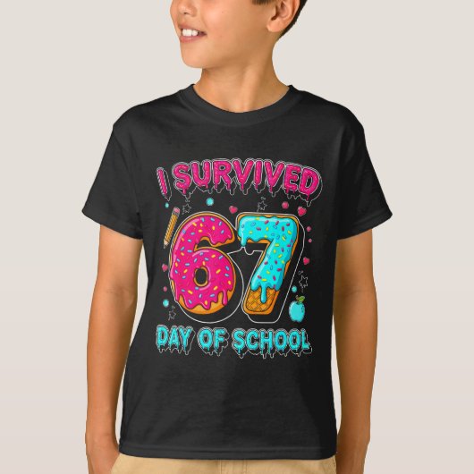 I Survived 67 Days Of School Funny Meme Teacher St T-Shirt (Vorderseite)