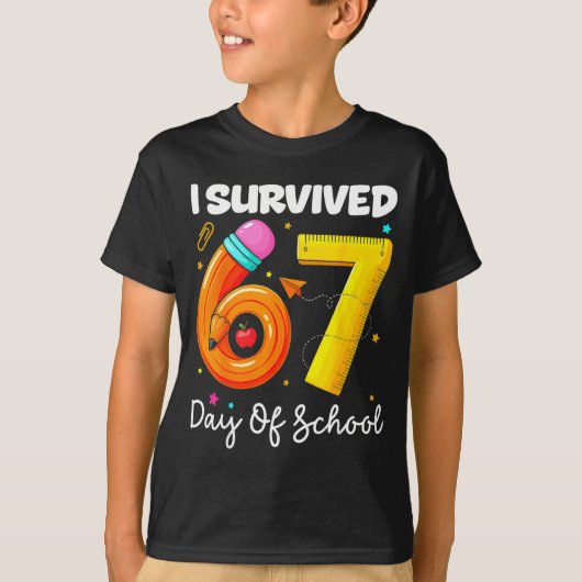I Survived 67 Days Of School Funny Meme Teacher St T-Shirt (Vorderseite)