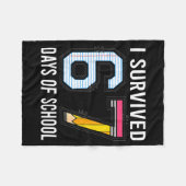 I Survived 67 Days Of School Funny Six Seven 6 7 M Fleecedecke (Vorderseite (Horizontal))