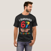 I Survived 67 Days Of School Funny Six Seven 6 7 M T-Shirt (Vorne ganz)